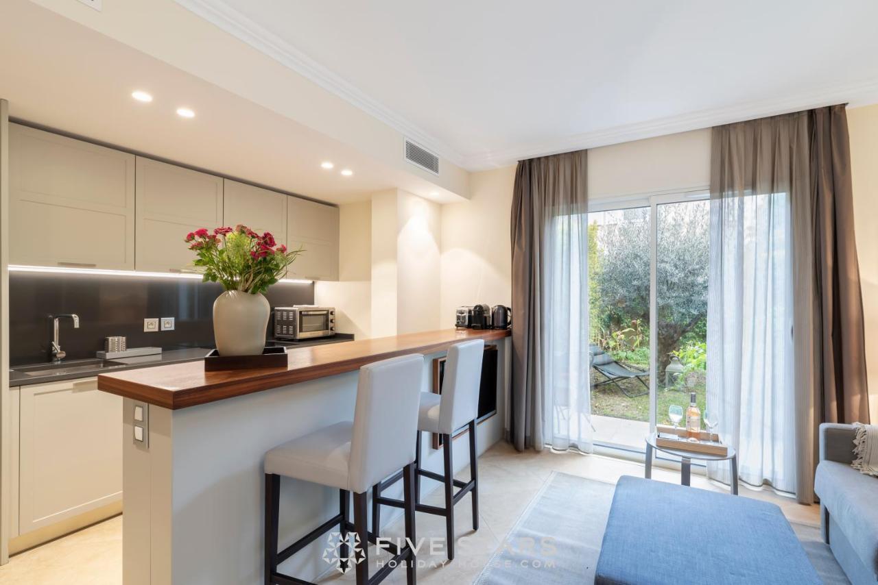 Villa Artemys - Five Stars Holiday House แซงต์-ฌอง-กัป-เฟราต์ ภายนอก รูปภาพ